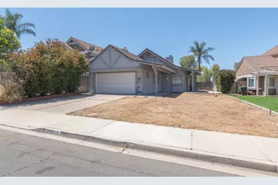 23917 Five Tribes Trail, Murrieta, CA 92562 - Photo 2