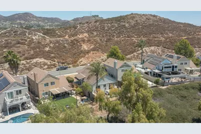 23917 Five Tribes Trail, Murrieta, CA 92562 - Photo 30