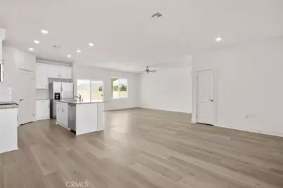 14793 Desert Lily Court, Apple Valley, CA 92307 - Photo 4