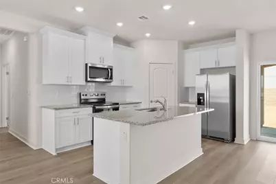 14793 Desert Lily Court, Apple Valley, CA 92307 - Photo 2