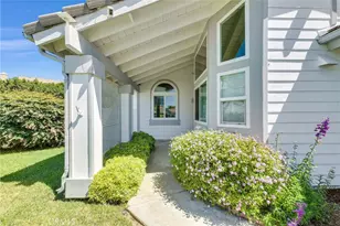 30396 Danube Ct, Temecula, CA 92591 - Photo 2