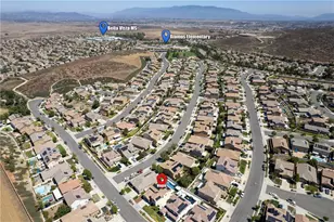 31109 Rose Arbor Ct, Murrieta, CA 92563 - Photo 4