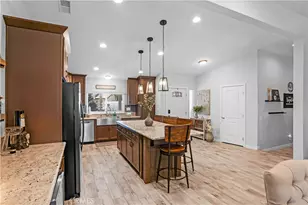 22841 Wind Song Pl, Canyon Lake, CA 92587 - Photo 12