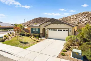26545 Dash Dr, Menifee, CA 92585 - Photo 4