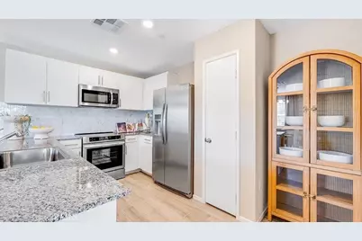 11198 E Candle Tree Lane, Desert Hot Springs, CA 92240 - Photo 2