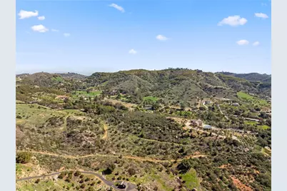 2 Las Palmeras, Temecula, CA 92590 - Photo 32