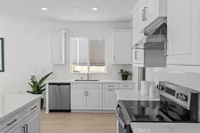 12825 Olympus Circle, Corona, CA 92883 - Photo 8