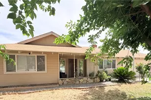 41931 Thornton Ave, Hemet, CA 92544 - Photo 2