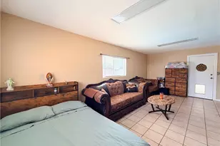 41931 Thornton Ave, Hemet, CA 92544 - Photo 16