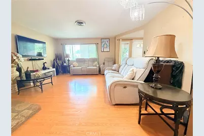 41931 Thornton Avenue, Hemet, CA 92544 - Photo 8