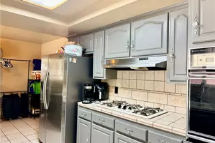 41931 Thornton Ave, Hemet, CA 92544 - Photo 12