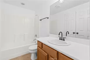 31031 Strawberry Tree Ln, Temecula, CA 92592 - Photo 16