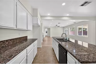 520 Overleaf Way, San Jacinto, CA 92582 - Photo 12