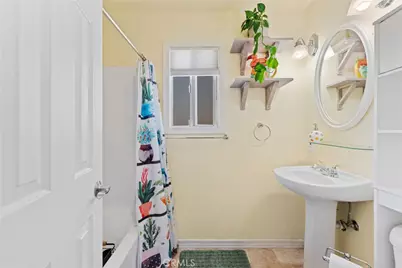 17240 Gunnerson, Lake Elsinore, CA 92530 - Photo 24
