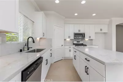 29825 Bay View, Menifee, CA 92584 - Photo 4