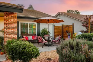23039 Blue Bird Dr, Canyon Lake, CA 92587 - Photo 2