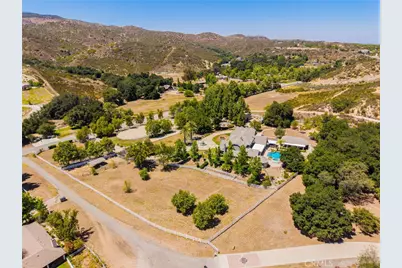 37954 Calle De Lobo, Murrieta, CA 92562 - Photo 74