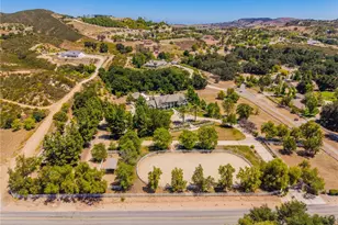 37954 Calle De Lobo, Murrieta, CA 92562 - Photo 72