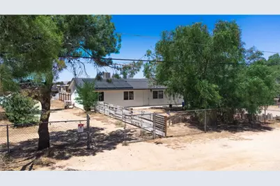 22634 Little Beaver, Apple Valley, CA 92308 - Photo 2