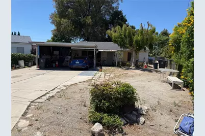 2729 Huckleberry Road, Santa Ana, CA 92706 - Photo 2