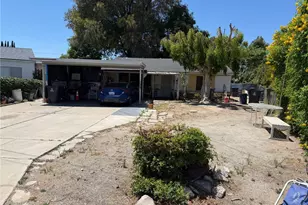 2729 Huckleberry Rd, Santa Ana, CA 92706 - Photo 2