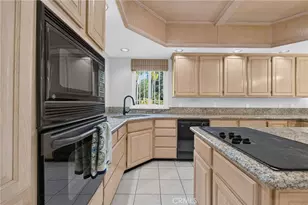 2098 Vista Valle Verde, Fallbrook, CA 92028 - Photo 36