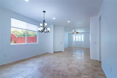 215 Gamez, Hemet, CA 92545 - Photo 2