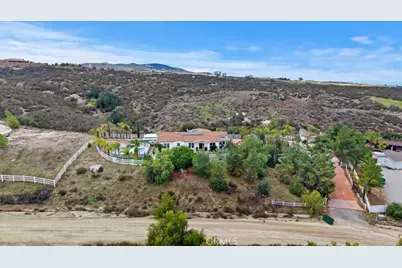39565 Spanish Oaks Drive, Temecula, CA 92592 - Photo 4