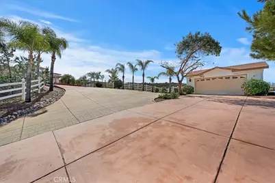 39565 Spanish Oaks Drive, Temecula, CA 92592 - Photo 18