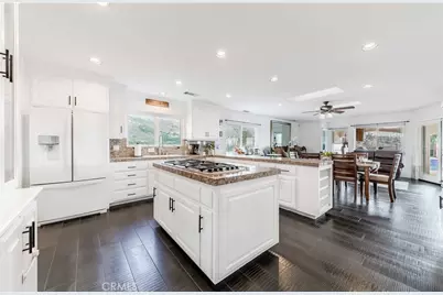 20491 Carancho Rd, Temecula, CA 92590 - Photo 12