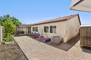 1234 Universal Wy, Hemet, CA 92543 - Photo 22