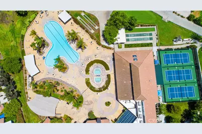 40502 Via Amapola, Murrieta, CA 92562 - Photo 42