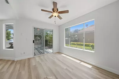 40502 Via Amapola, Murrieta, CA 92562 - Photo 8