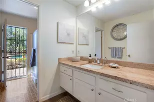 30096 Via Velez, Temecula, CA 92592 - Photo 18