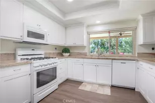 30096 Via Velez, Temecula, CA 92592 - Photo 4