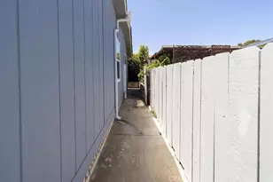 629 Via Santiago, Vista, CA 92081 - Photo 36