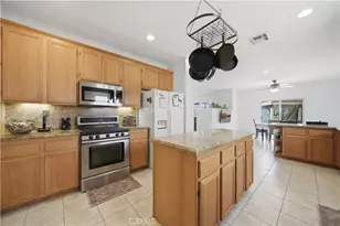 29260 Wrangler Dr, Murrieta, CA 92563 - Photo 2