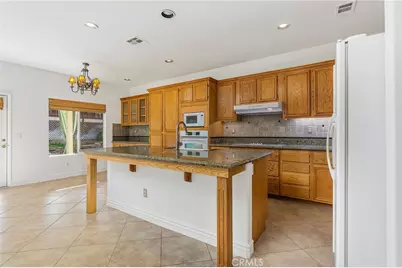 35841 Avignon Court, Winchester, CA 92596 - Photo 4