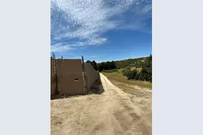 38700 Thomas Road, Hemet, CA 92544 - Photo 22