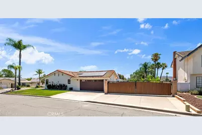 22511 Pin Tail Drive, Canyon Lake, CA 92587 - Photo 10