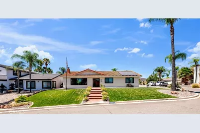 22511 Pin Tail Drive, Canyon Lake, CA 92587 - Photo 4
