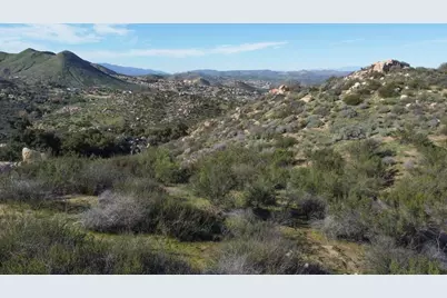 7 Turtle Creek Rd, Lake Elsinore, CA 92530 - Photo 10