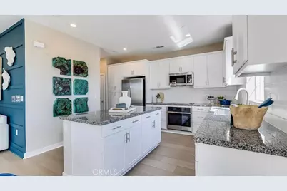 1350 Thunderbolt Lane, Rialto, CA 92376 - Photo 2