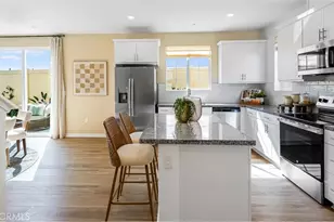 1725 Phantom Ln, Rialto, CA 92376 - Photo 2