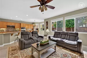 38134 Padaro St, Murrieta, CA 92563 - Photo 8