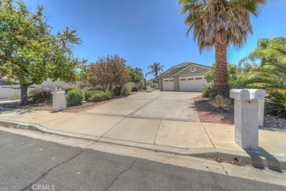22663 Weatherly Court, Wildomar, CA 92595 - Photo 2