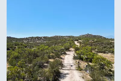 44627 Laura Lane, Aguanga, CA 92536 - Photo 2