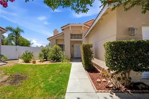 39992 Milos Ct, Murrieta, CA 92563 - Photo 2