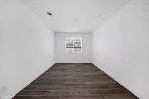 24261 Pistachio St, Murrieta, CA 92562 - Photo 6
