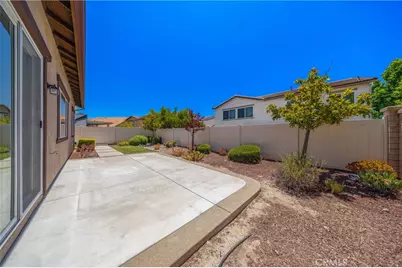 24261 Pistachio Street, Murrieta, CA 92562 - Photo 36